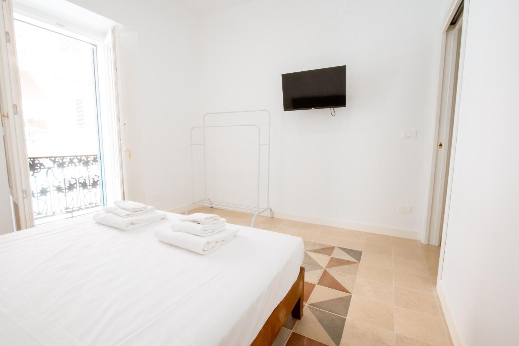 Palazzo Marevento Apartment Bari Ngoại thất bức ảnh