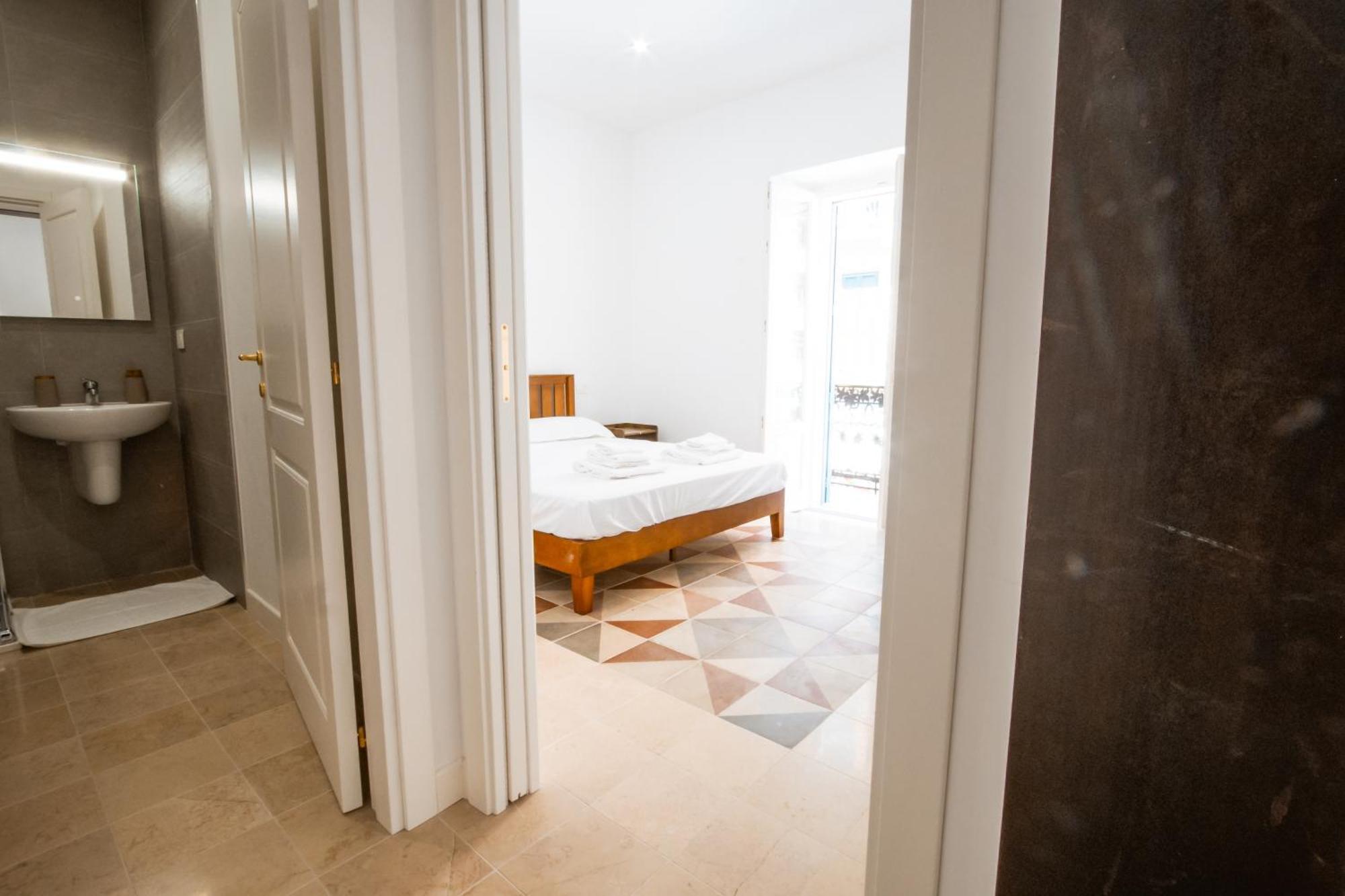 Palazzo Marevento Apartment Bari Ngoại thất bức ảnh