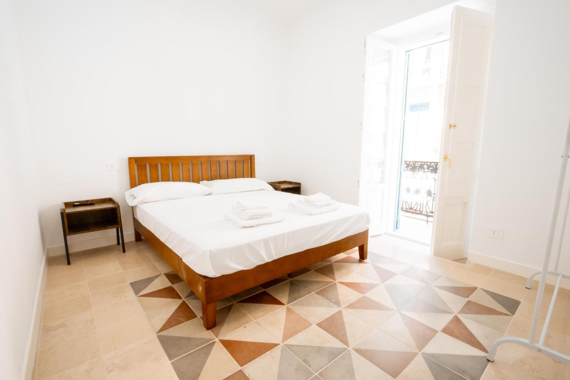 Palazzo Marevento Apartment Bari Ngoại thất bức ảnh