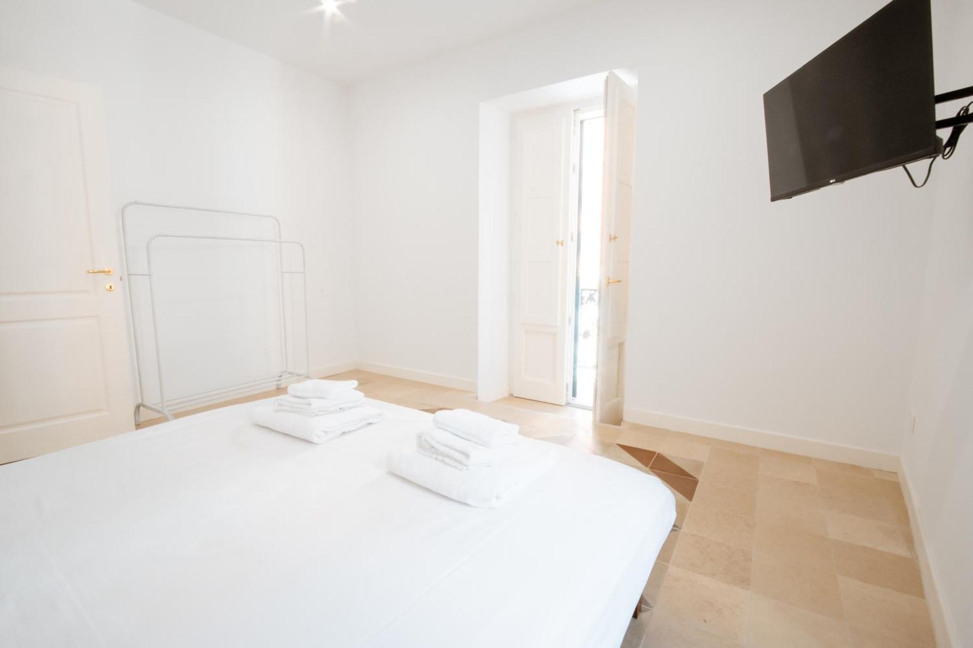 Palazzo Marevento Apartment Bari Ngoại thất bức ảnh